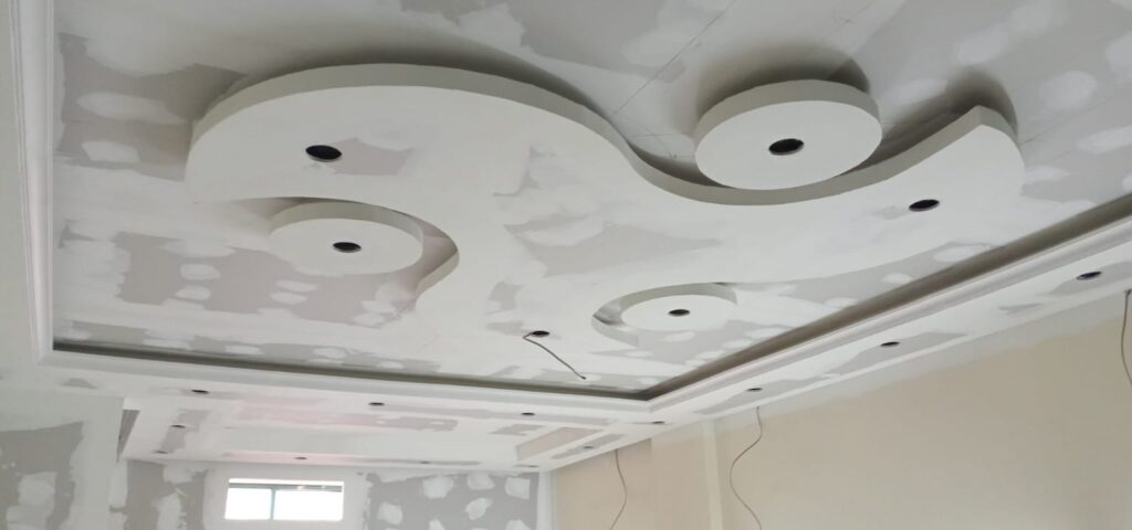 Your Trusted Facility Management Partner Looking for the best facility management, cleaning services, interior and painting related services company around Nairobi and  Kenya at large? Osana Holdings Limited provides these services at very competitive prices. We are a company who are proud of our core values and are committed to working with customers who require the best  and whose expectations are as high as our own.